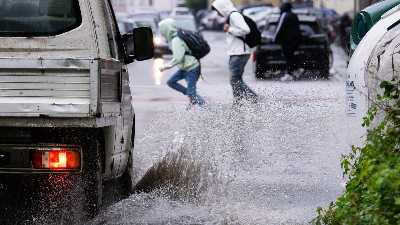 Aussichten: Wetter in Niedersachsen: Neue Woche startet windig und kühl