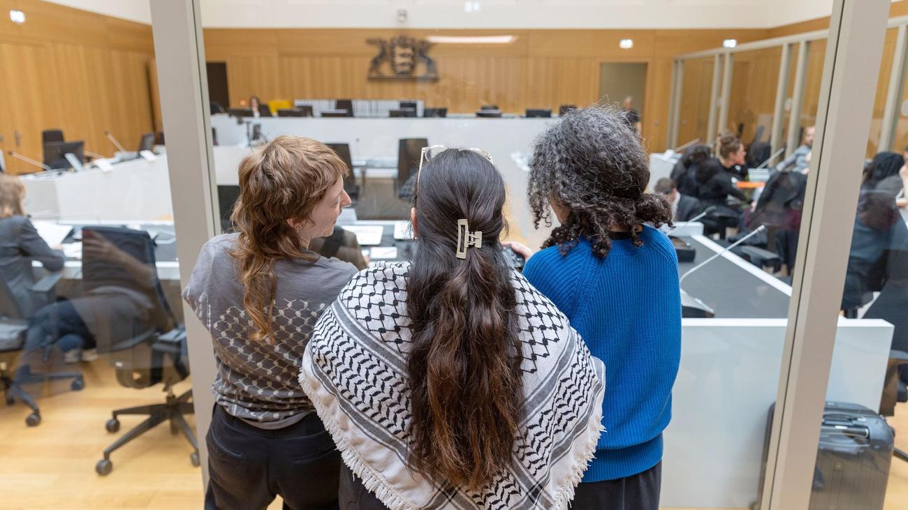 Attacke auf Rüstungsfirma: Erneuter Eklat in Stammheim: Richterin lässt Saal räumen