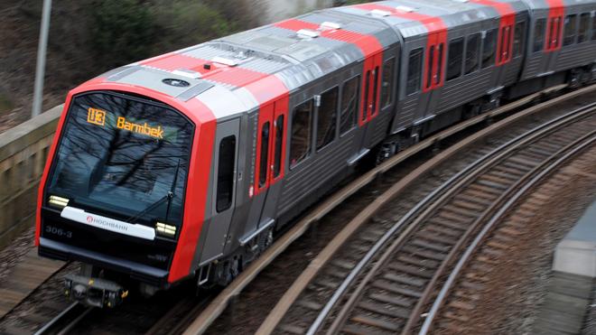 Verkehr: Ein Streckenabschnitt der Hamburger U-Bahnlinie U3 ist für acht Wochen gesperrt. (Symbolbild)