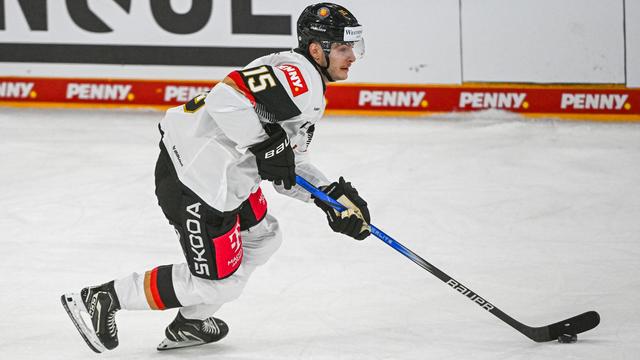Deutsche Eishockey Liga: Straubing Tigers verlängern mit Nationalspieler Loibl