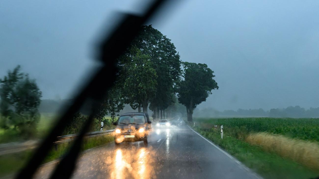Wetter: Stürmischer Wochenstart in Berlin und Brandenburg