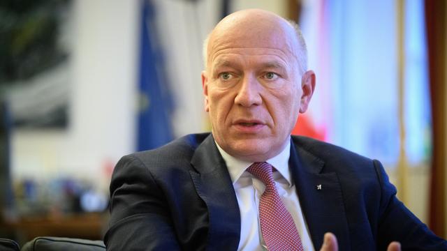 Steuerreform: Wegner: Vermögende Menschen stärker besteuern