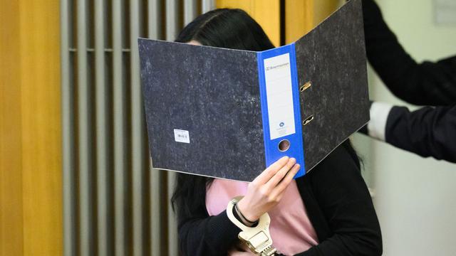 Prozess in Braunschweig: Mordversuch mit Ameisensäure? - Urteil erwartet