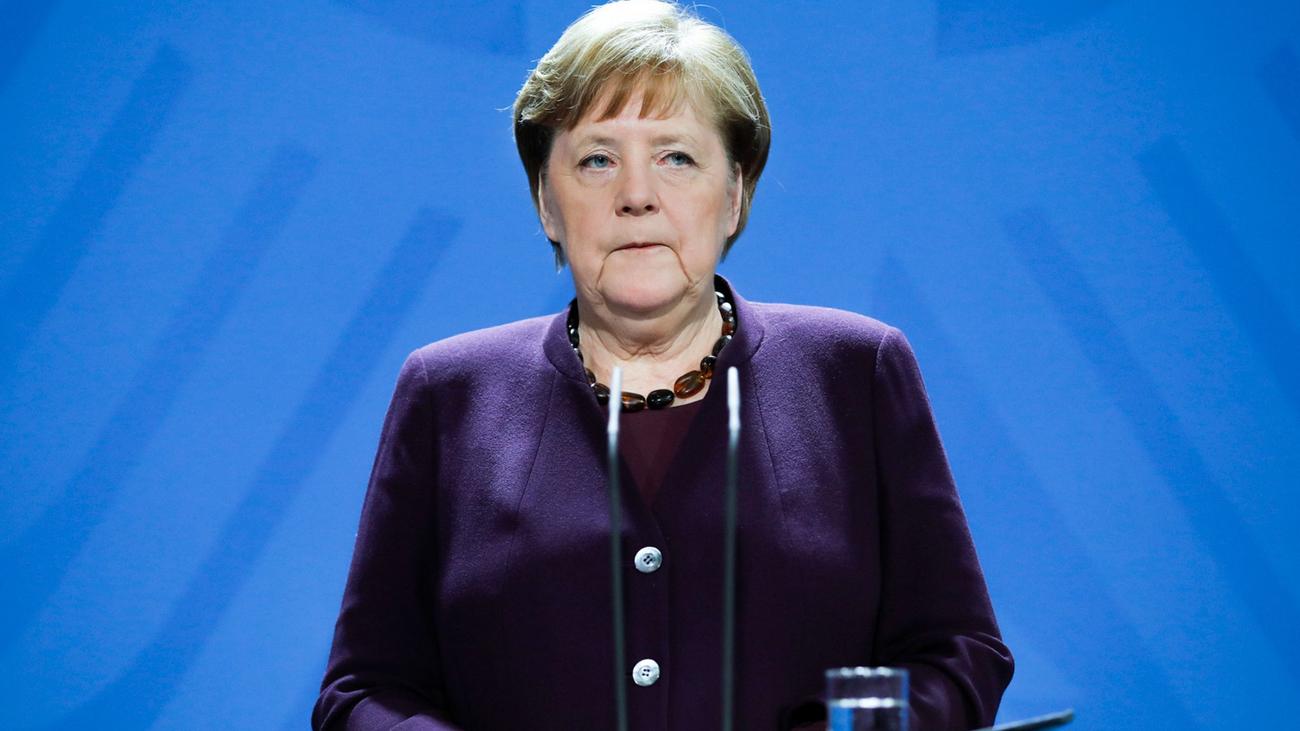 Altkanzlerin: Bratkartoffeln und Blazer - Merkel gibt Einblick ins Private