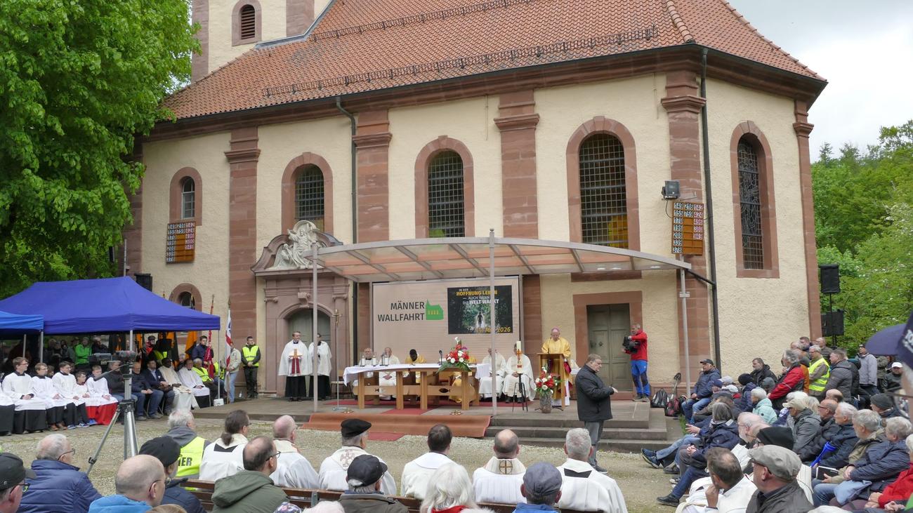 Wallfahrt: Himmelfahrt mit Wallfahrt, Ausflügen und Grillfesten