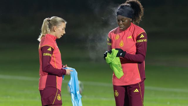Bild: Fußball: Quartett um Anyomi und Senß verlässt Eintracht Frankfurt