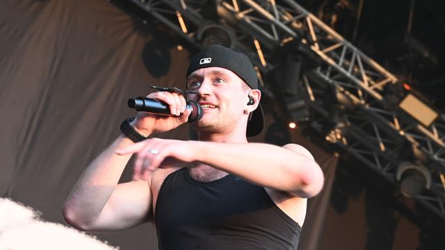 Ohne Ticket unterwegs: Schwarzfahren: Ritter Lean will in Knast - zahlt aber dann