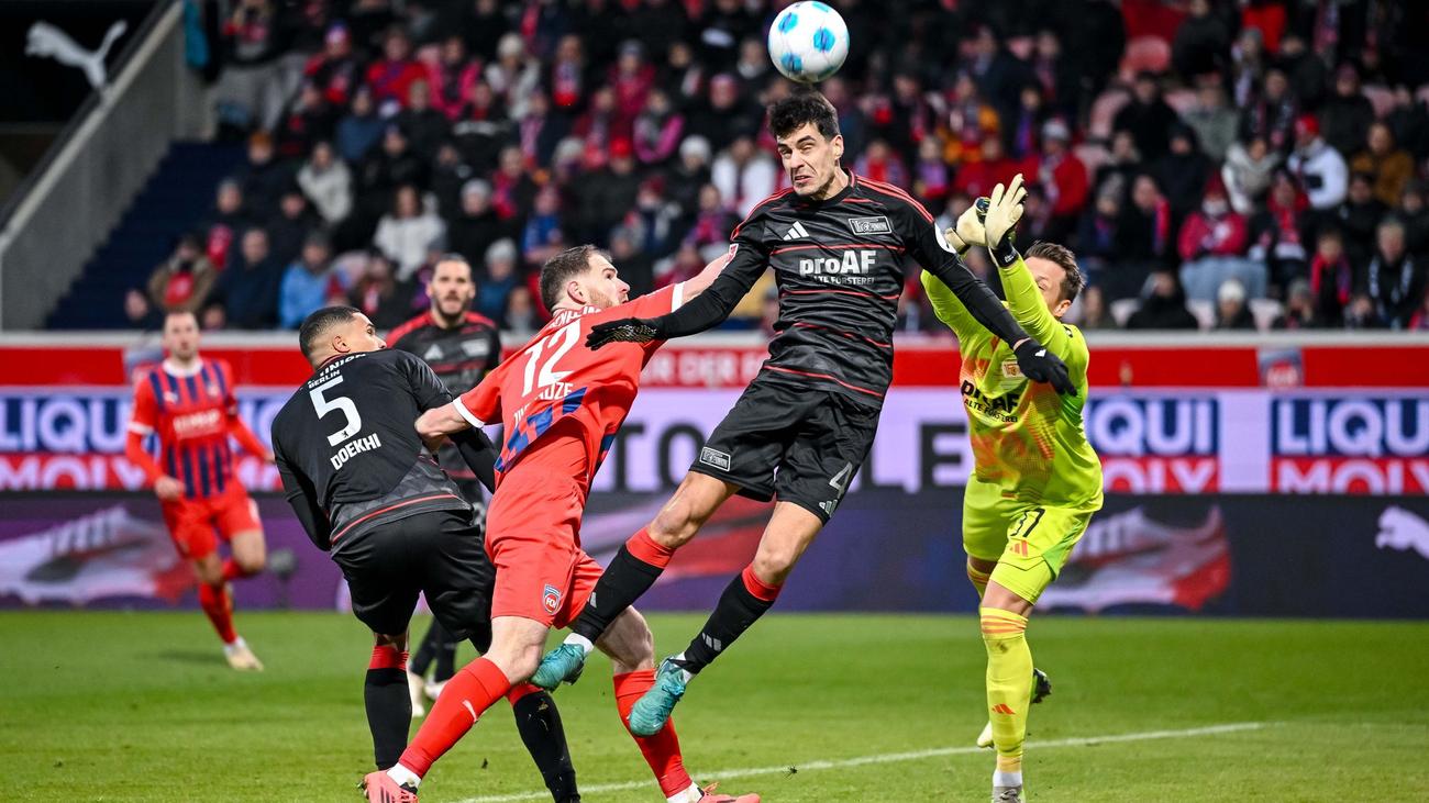 Fußball-Bundesliga: Union verabschiedet Abwehr-Duo Leite und Doekhi