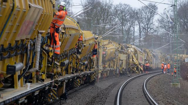 Bahnverkehr: Bahn-Sanierung Köln-Hagen: Auch S-Bahn-Gleise gesperrt