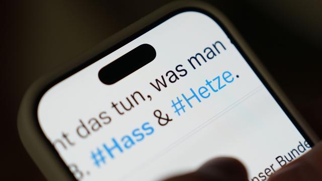 Hilfe für Betroffene: Mehr als 450 Hinweise bei Stelle gegen Hass und Hetze