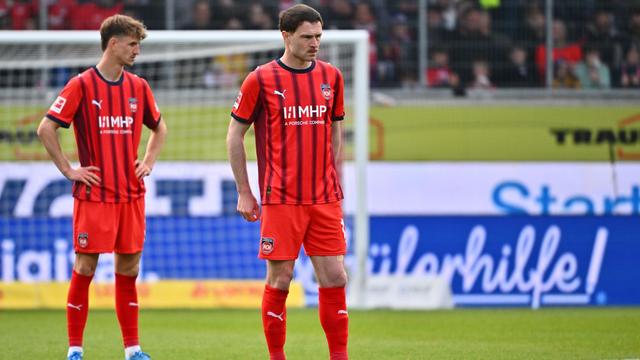 Fußball-Bundesliga: «Tut unfassbar weh»: Heidenheim steigt aus der Bundesliga ab