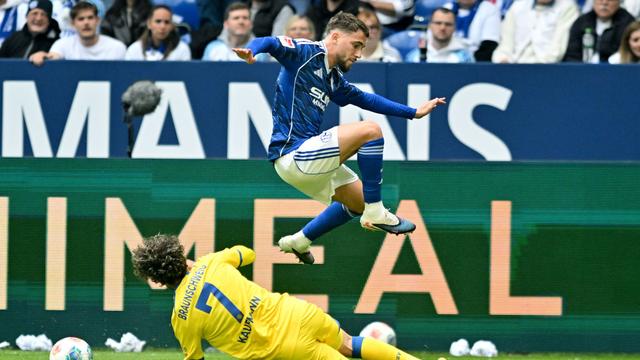 2. Bundesliga: Trotz 0:1 auf Schalke: Braunschweig bleibt zweitklassig