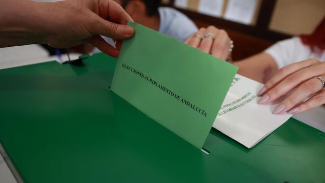 Regionalwahl in Spanien: Wahl: Konservative auch in Andalusien auf Vox angewiesen