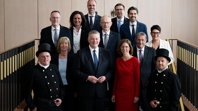 Neues Kabinett: Erstes Treffen des neuen Kabinetts