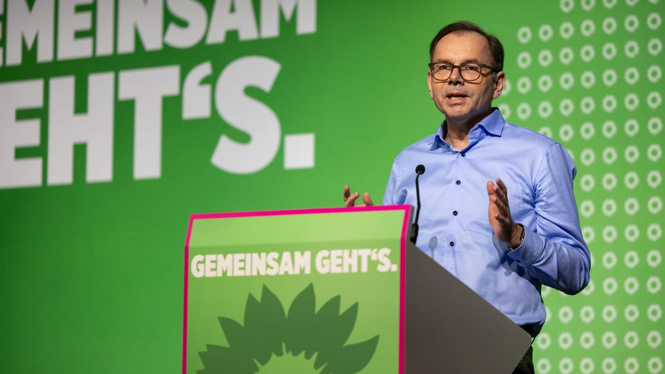 Bürokratie: Grüne fordern radikalen Bürokratieabbau für Wirtschaft