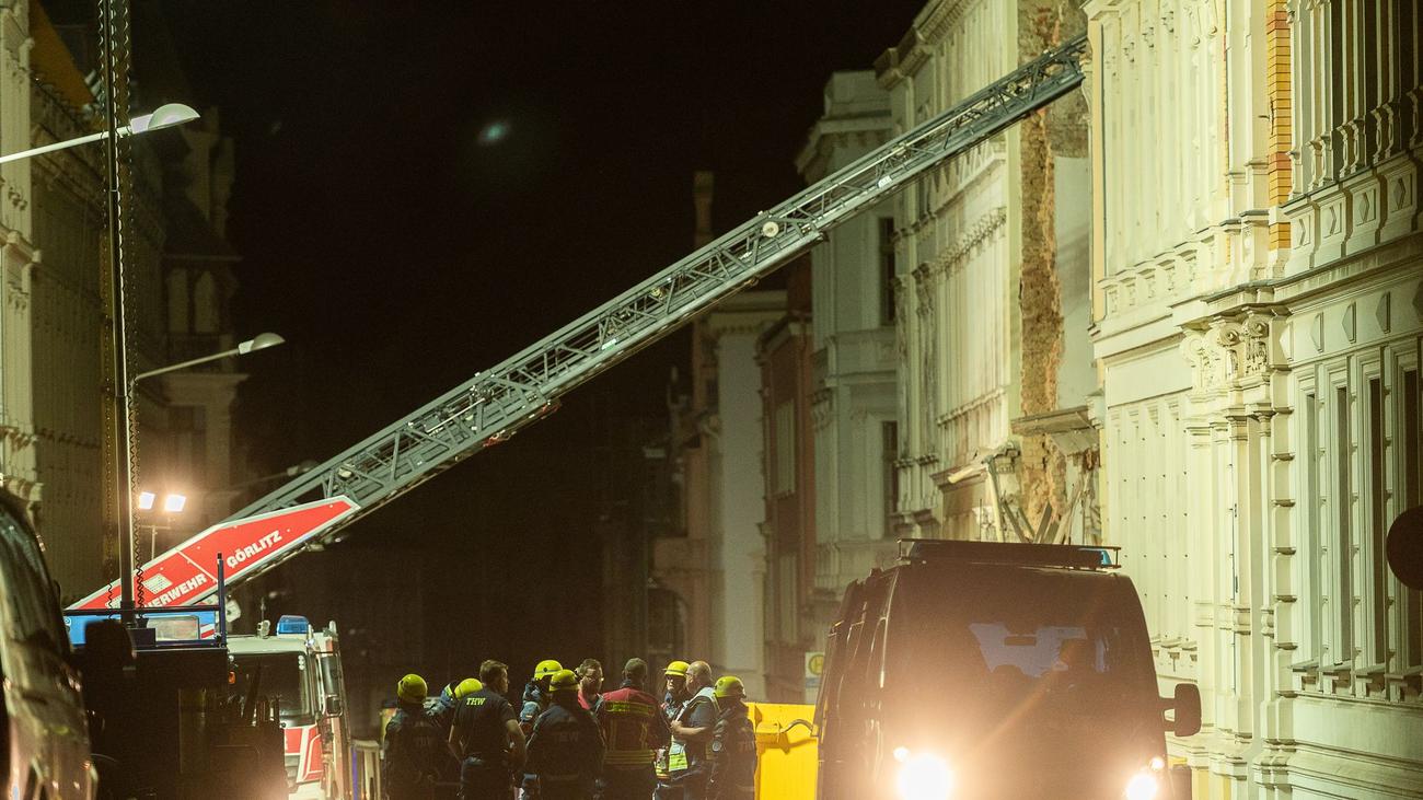 Lage unklar: Haus in Görlitz eingestürzt - Zwei Vermisste wohlauf