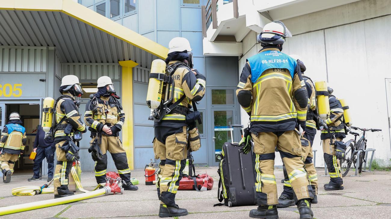 Versuch geht schief: Verpuffung in Labor der Essener Uni - ein Verletzter
