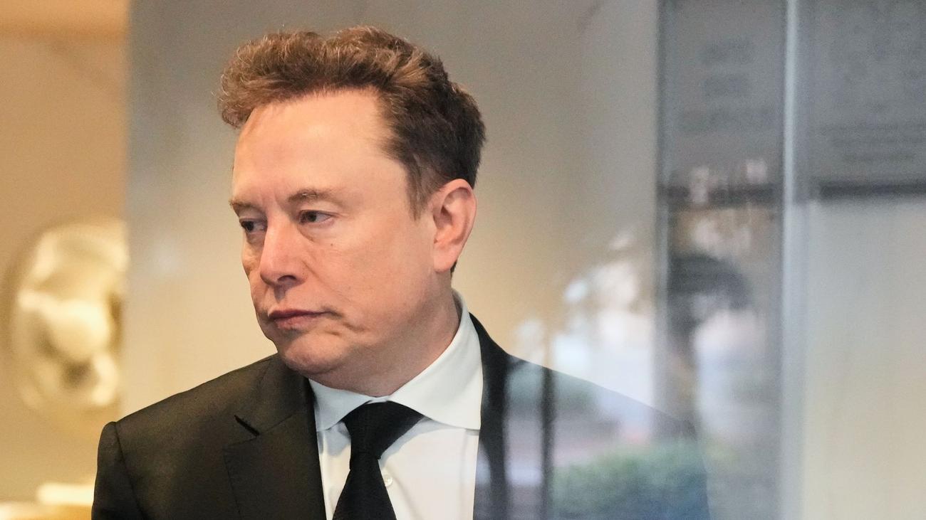 Kampf um KI-Vorreiter: Zu lange gewartet: Musk scheitert mit Klage gegen OpenAI