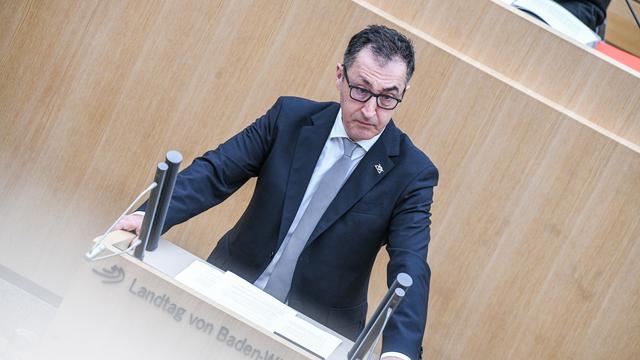 Erste Rede im Landtag: Özdemir: «Nicht mit dem silbernen Löffel im Mund geboren»