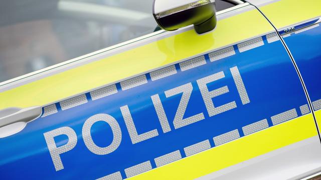 Unterfranken: Schüsse aus Waffe: Zwei Verletzte nach Streit an Haustür