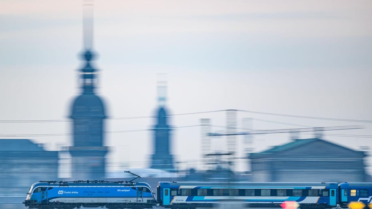 Verkehr: Bundestag billigt Neubaustrecke Dresden-Prag