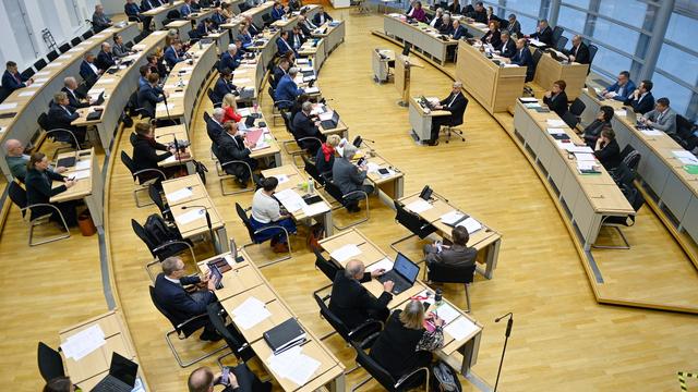 Sachsen-Anhalt: Feuerwehren und Rente – Beratungen im Landtag