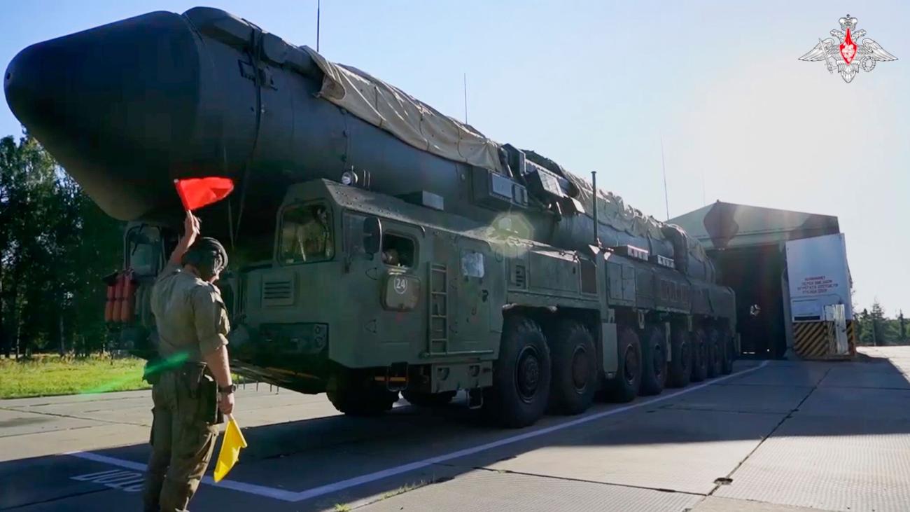 Rüstung: Militärmanöver mit Belarus: Russland testet sein Atomarsenal