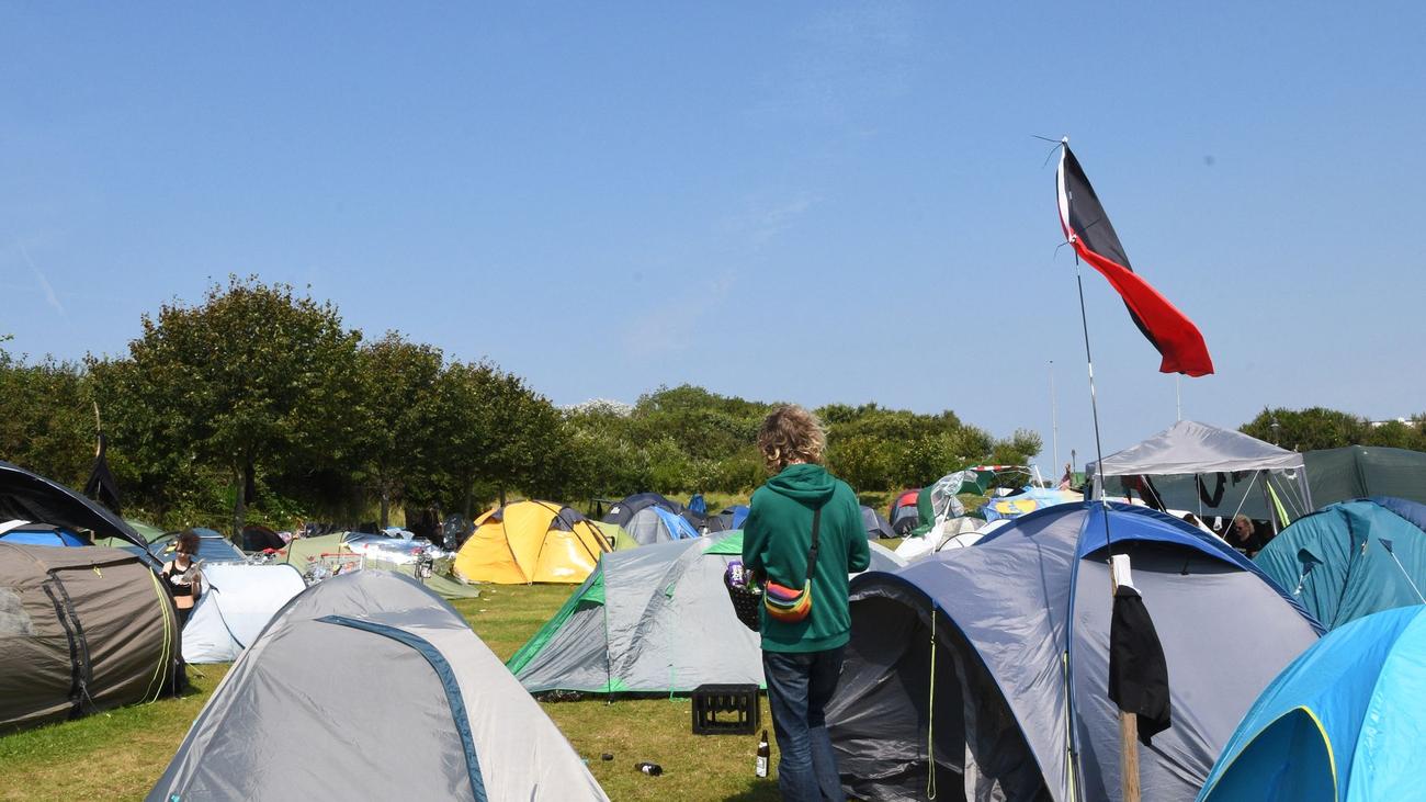 Punk-Protestcamp: Organisatoren gehen gegen Verbot von Punk-Camp auf Sylt vor