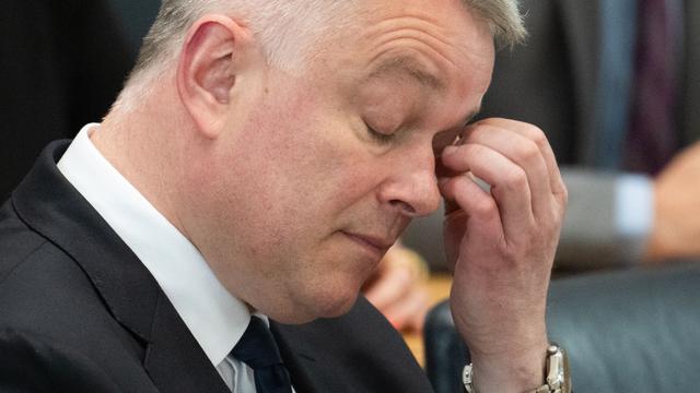 Landesregierung: Erste Regierungstage hinterlassen Schrammen