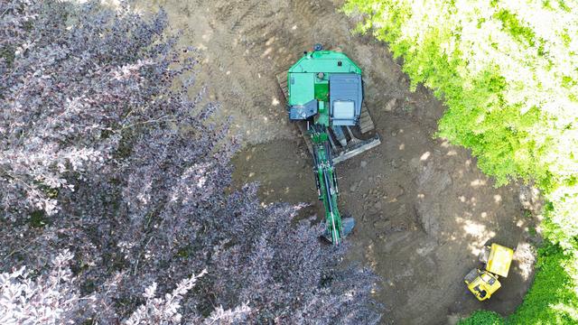 Tipps für die Gartenarbeit: Graben im Garten: Wie man Stromschläge und Lecks vermeidet