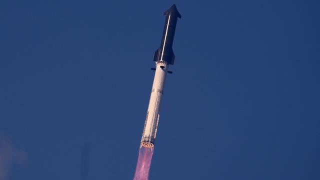 SpaceX-Projekt: Überarbeitete Riesen-Rakete Starship absolviert Testflug
