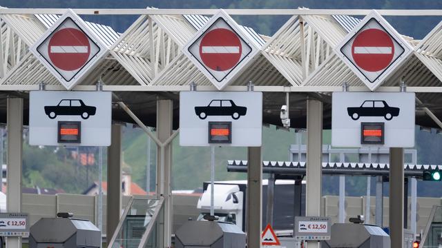 Verkehr und Staus: Vor Protestwochenende: langer Stau am Brenner