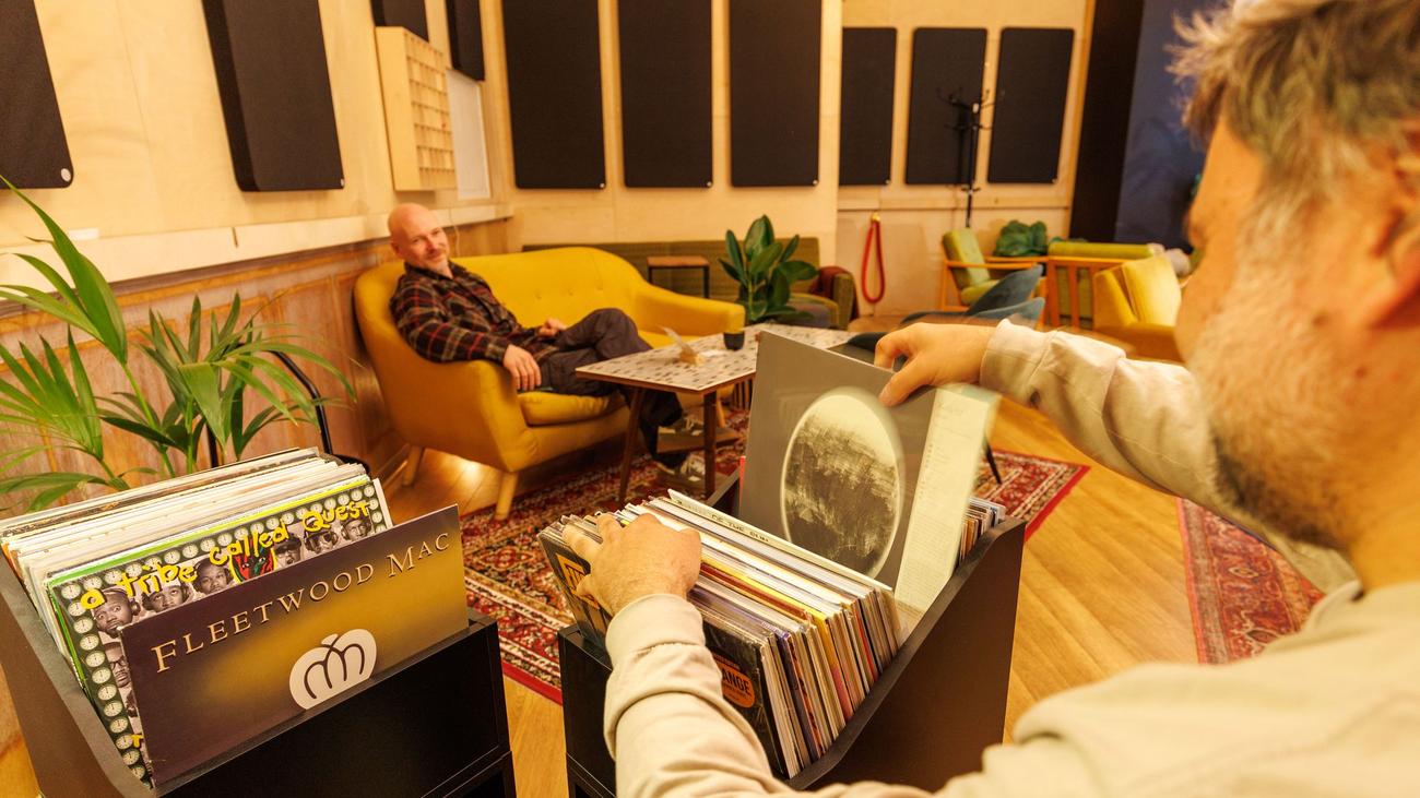 Musik bewusst hören: Musikgenuss pur: Wellness im Listening-Café