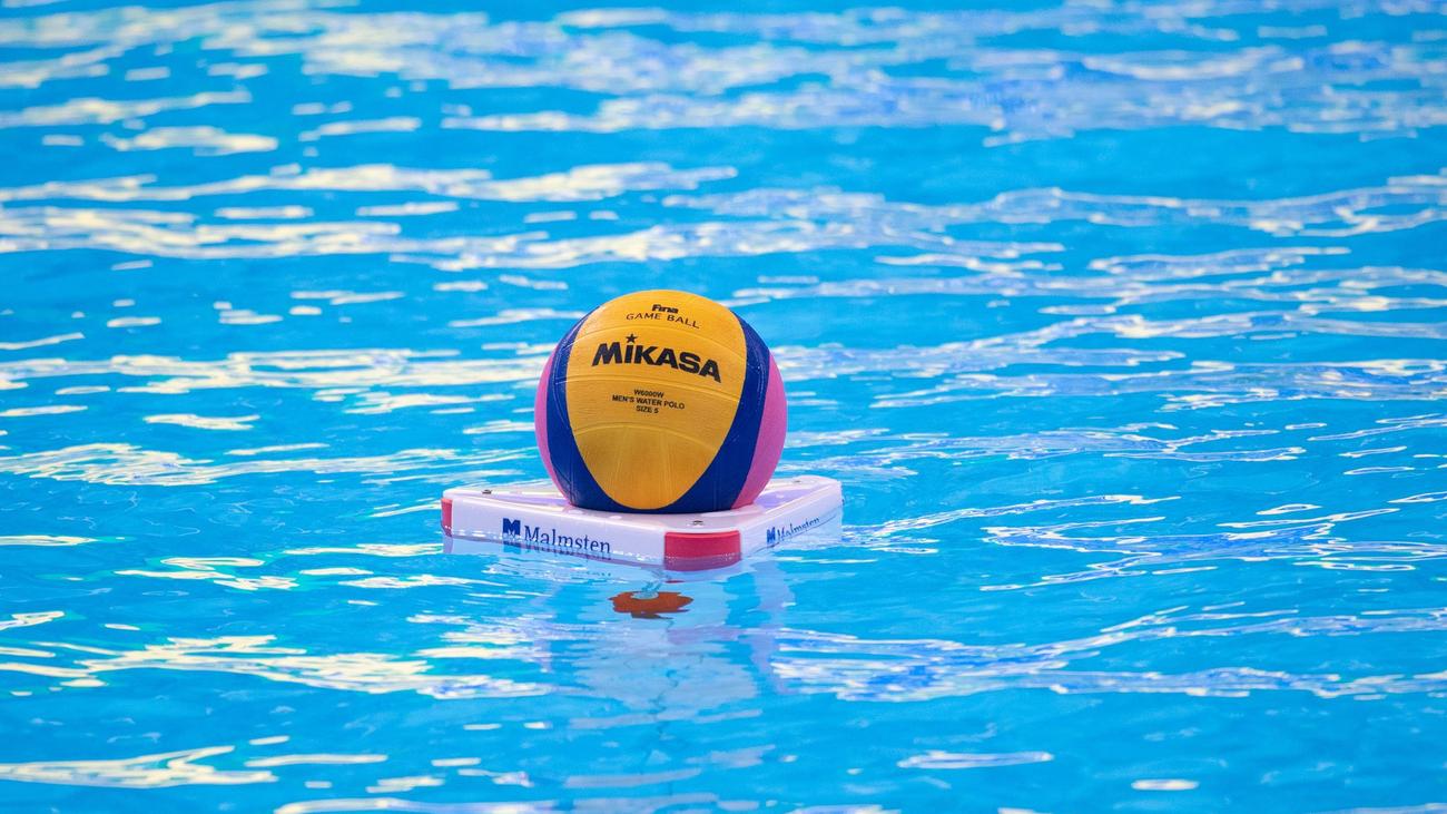 Bundesliga: Spandau-04-Frauen sind wieder Wasserball-Meister