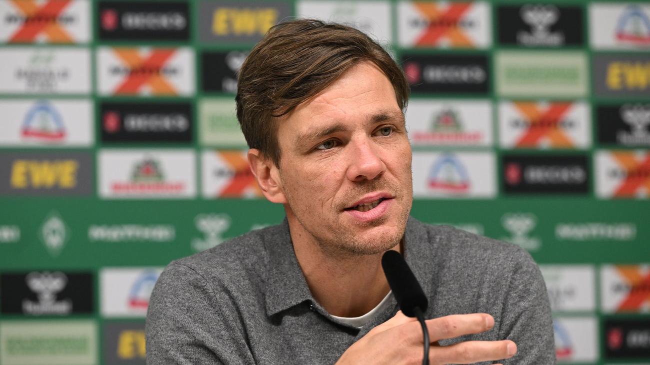 Fußball-Bundesliga: Trotz Krisensaison: Werder hält an Sportchef Fritz fest