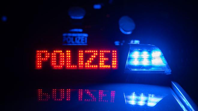 Frontalzusammenstoß: Die Polizei geht von einem Schaden von etwa 40.000 Euro aus.