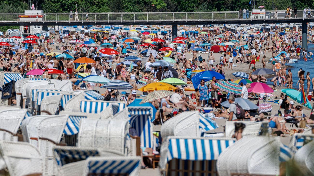 Feiertag: «Wir üben Sommer» - Sonne lockt Urlauber an Nord- und Ostsee
