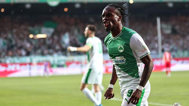  Noel Futkeu zeigt, warum er Torschützenkönig der 2. Bundesliga ist.