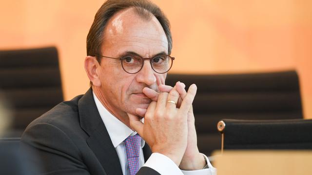 Fraktionen: Ehemaliger CDU-Minister Boddenberg gibt Landtagsmandat ab