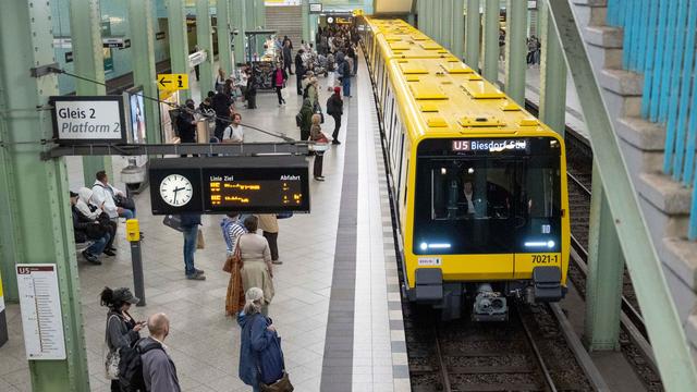 Nahverkehr: Ermäßigtes Deutschlandticket für Azubis startet in Berlin