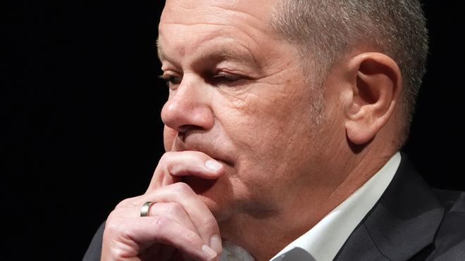  Ex-Kanzler Olaf Scholz hat vor einer von der AfD tolerierten Minderheitsregierung der Union gewarnt. (Archivbild)
