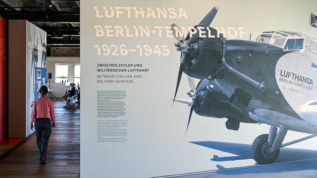 Heimatflughafen Tempelhof: Ausstellung zeigt die Geschichte der Lufthansa in Berlin