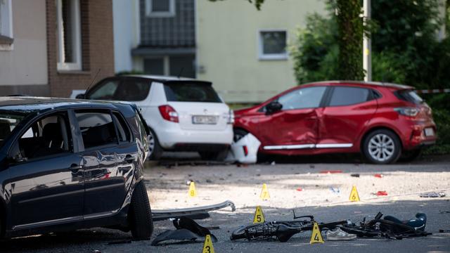Unfall: Autofahrerin fährt Kinder an - ein Kind stirbt
