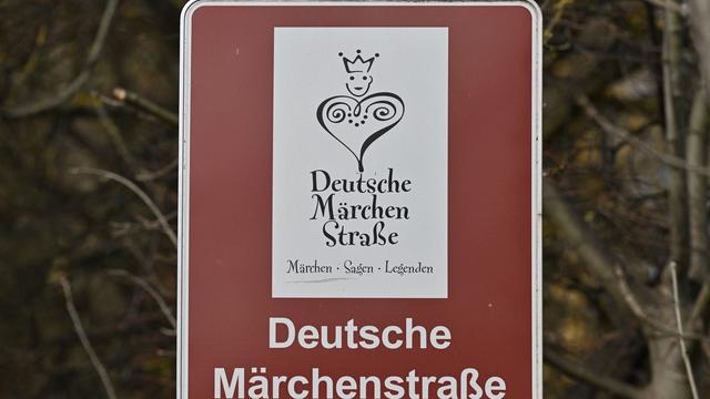 Cowboy wird 80: Lucky Luke und die Grimms – Lesereise entlang Märchenstraße