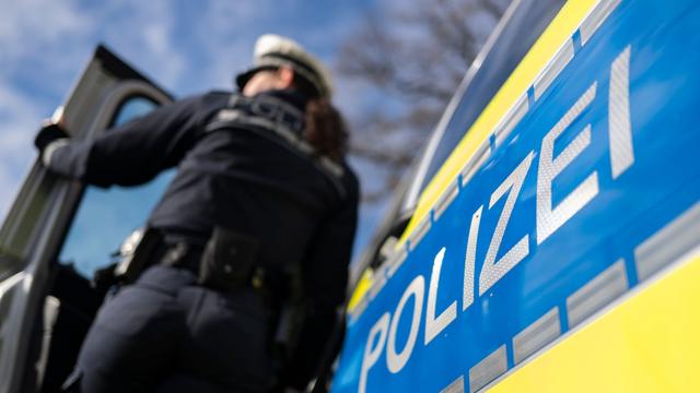 Kriminalität: Schon zum vierten Mal: Unbekannte werfen Steine auf Autobahn