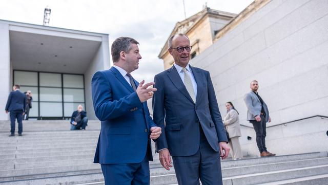 Koalition: Schulze weist Gerüchte über Ablösung von Merz zurück