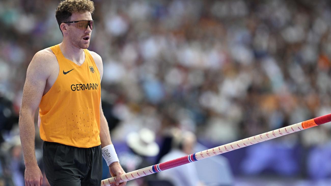 Leichtathletik: Stabhochspringer Blech erleidet Kreuz- und Innenbandriss