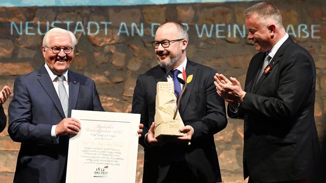 Hambacher Freiheitspreis: Steinmeier warnt vor autoritären Tendenzen: «Nicht machtlos»