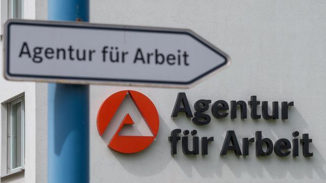Jobaussichten: Weniger Arbeitslose in Thüringen - aber keine Trendwende
