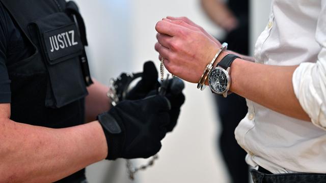 Gerichtsverhandlung: Urteile nach Angriff auf Flüchtlingsunterkunft in Gehren